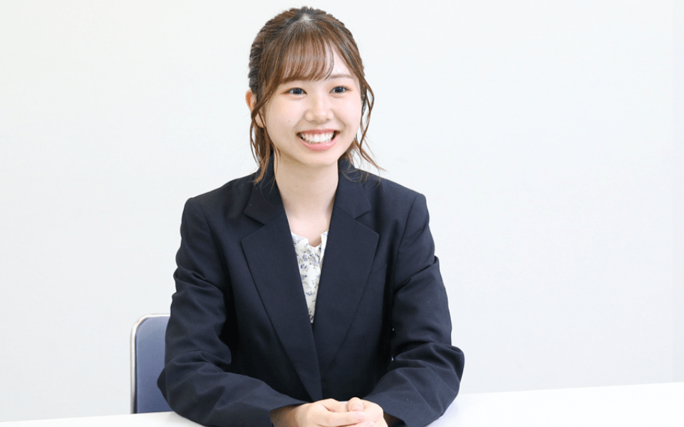 小梨ひまり 多摩センター ジュニアアソシエイツ 01