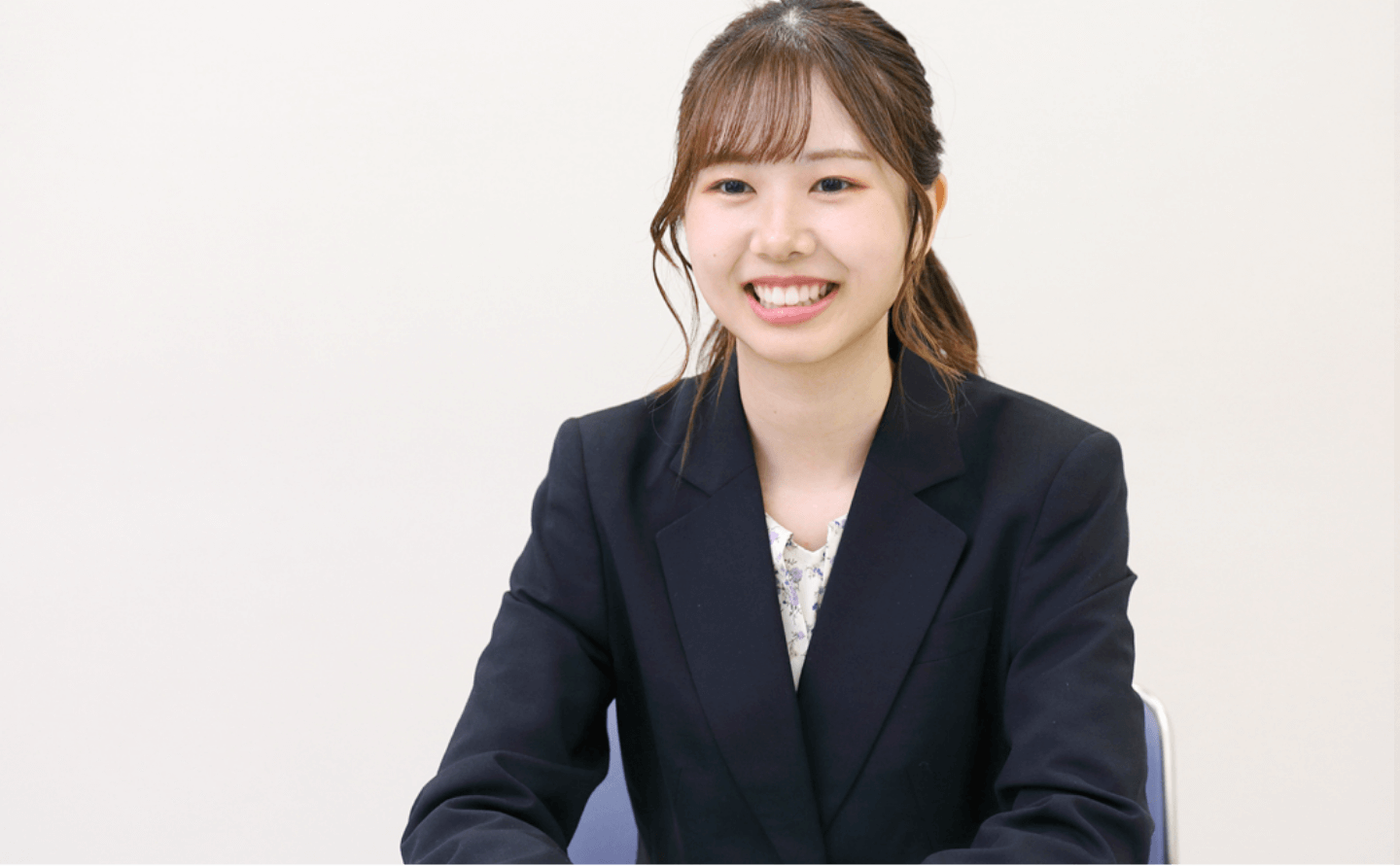小梨ひまり 多摩センター ジュニアアソシエイツ 04